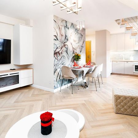 Komfortowy Apartament Lotos Z Sauna, Klimatyzacja I Widokiem Na Sniezke Karpacz Exterior foto